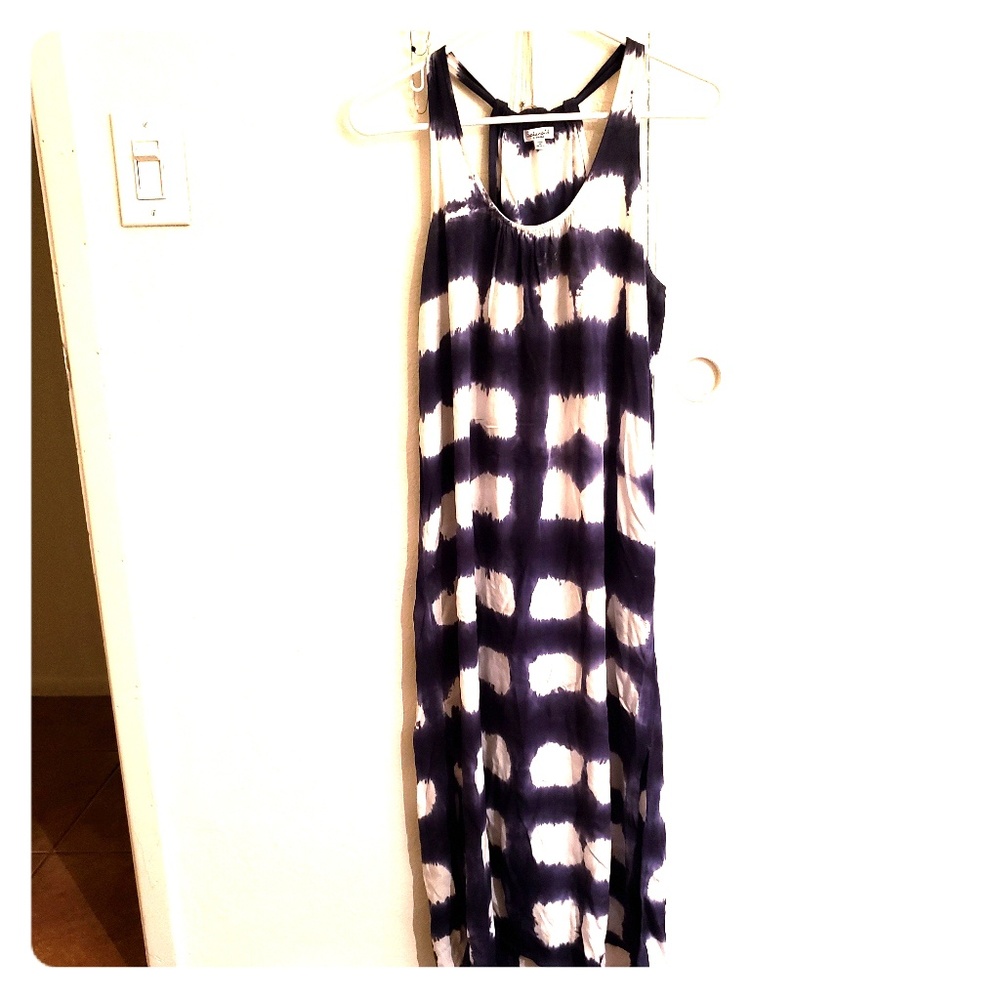 Splendid XS tie-dyes dress
